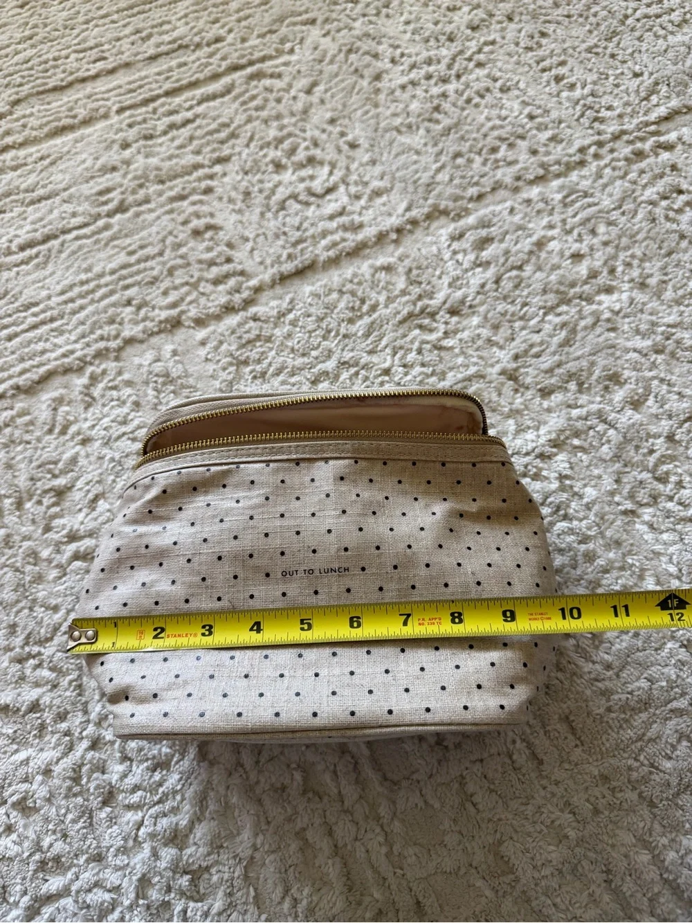 Kate Spade New York Deco Dot Out to Lunch insulated tote bag